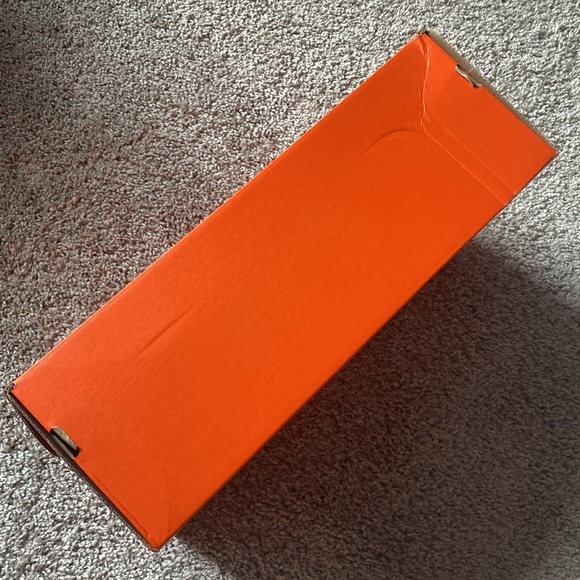 Empty orange Nike shoebox - women’s QUEST 5 size 10 - Picture 7 of 17